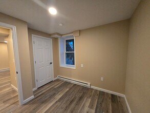 123 2nd St in Dupont, PA - Building Photo - Building Photo