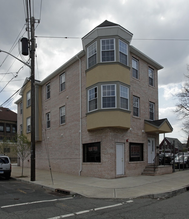 505 Ferry St in Newark, NJ - Foto de edificio
