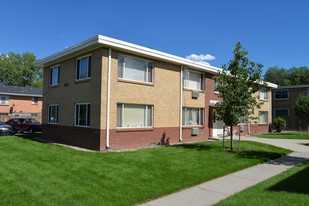 10450 W 8th Ave Apartments