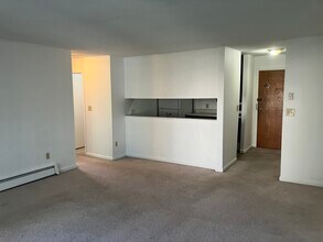 37 Belmont St, Unit 27 in Somerville, MA - Building Photo - Building Photo