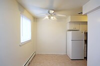 Melrose Park Manor photo'