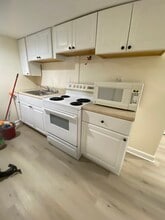 112 Albright Ave, Unit 12A in Stratford, CT - Building Photo - Building Photo