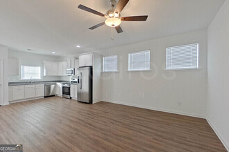 108 English Oak Ln in Warner Robins, GA - Building Photo - Building Photo