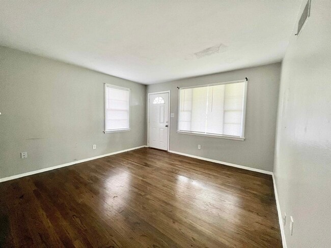 424 Stoneham Rd in Memphis, TN - Building Photo - Building Photo