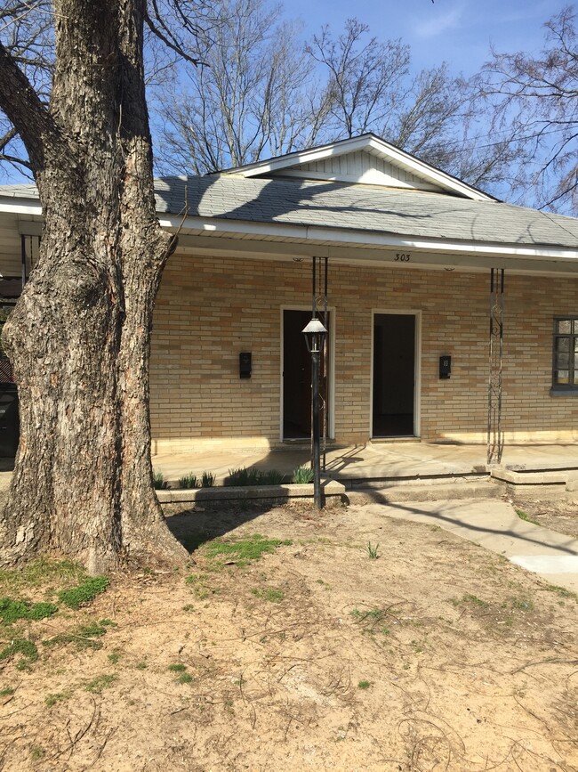 303 Laser St, Unit 303 Laser B in Hot Springs, AR - Building Photo - Building Photo