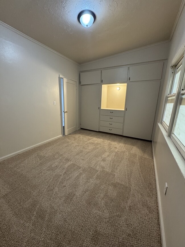 property at 415 N 3rd W