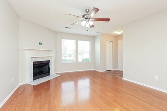 1525 Danville Cir in Thompson's Station, TN - Building Photo - Building Photo
