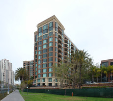 CityFront Terrace in San Diego, CA - Foto de edificio - Building Photo