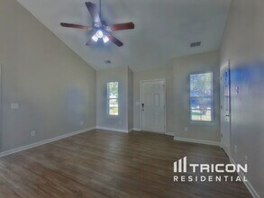 1335 May Oak Cir in Columbia, SC - Building Photo - Building Photo