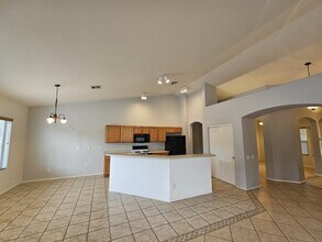 7491 W Colony Park Dr in Tucson, AZ - Foto de edificio - Building Photo