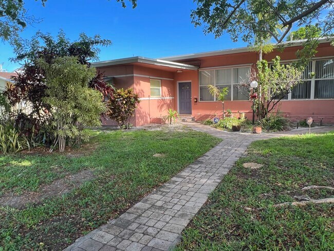 property at 1922 Adams St