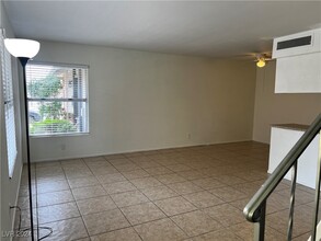 1428 Lorilyn Ave in Las Vegas, NV - Building Photo - Building Photo