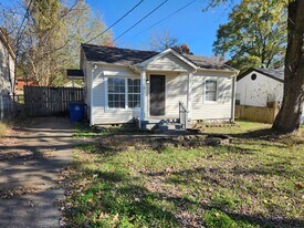 5200 Chandler St in North Little Rock, AR - Building Photo