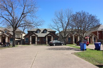 1912 S 15th St in Waco, TX - Building Photo - Building Photo