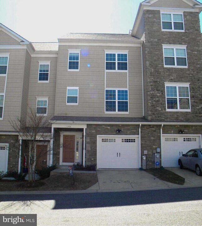 3788 Bedford Dr in North Beach, MD - Building Photo