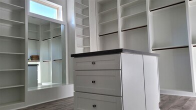 9729 Neuens Rd in Houston, TX - Building Photo - Building Photo