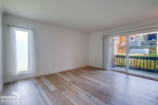 17119 W Bernardo Dr in San Diego, CA - Building Photo - Building Photo