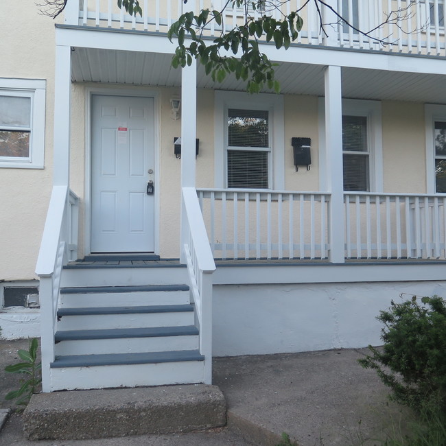 25 Havell St in Ossining, NY - Building Photo - Building Photo