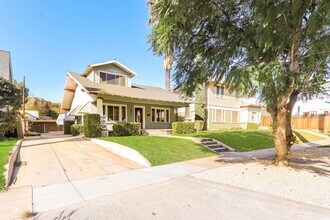 3875 Pine St in Riverside, CA - Building Photo - Building Photo