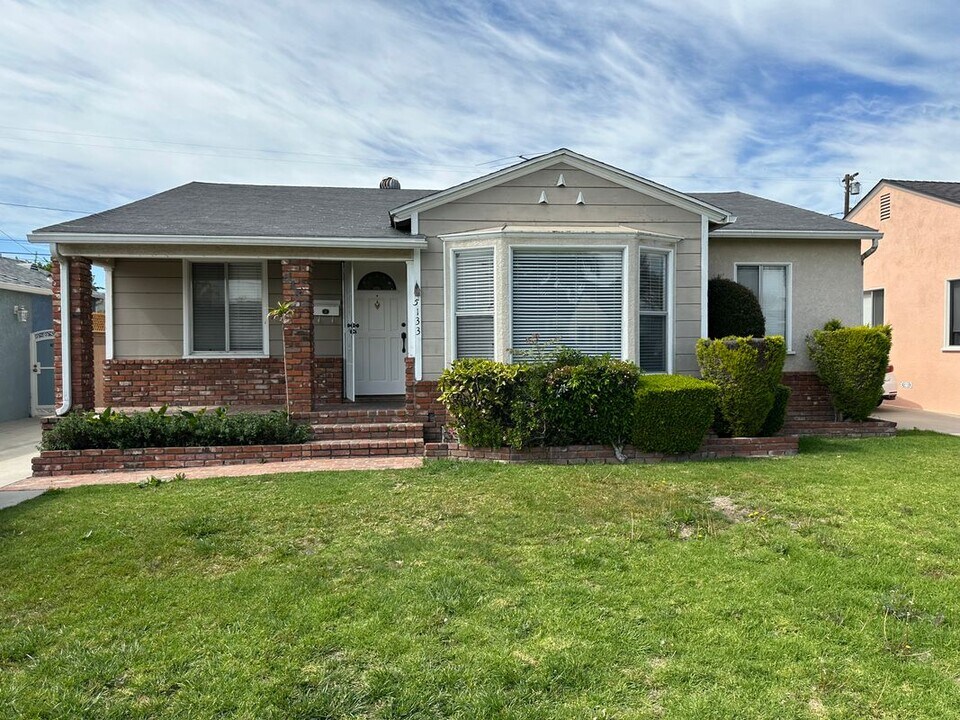 5133 Levelside Ave in Lakewood, CA - Foto de edificio
