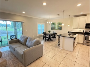 12503 Laurel Cove Dr in Ft. Myers, FL - Building Photo - Building Photo