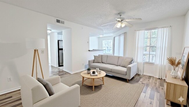 1037 S Hiawassee Rd in Orlando, FL - Building Photo - Building Photo