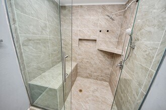 5920 Conley St in Houston, TX - Building Photo - Building Photo