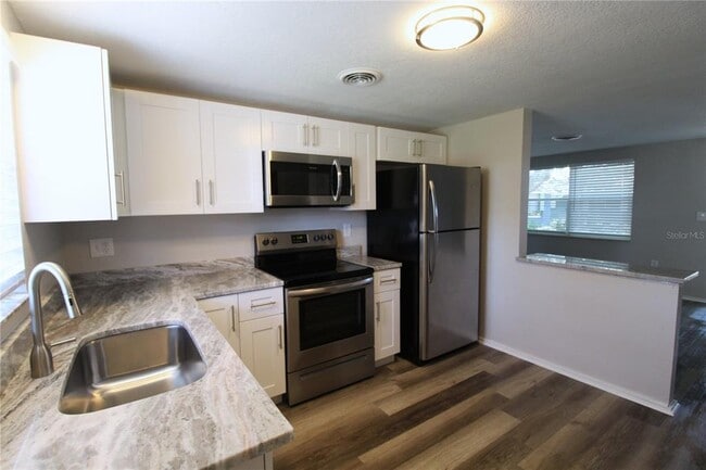 615 Osceola Rd in Nokomis, FL - Building Photo - Building Photo