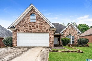 209 Ashford Dr in Gardendale, AL - Building Photo