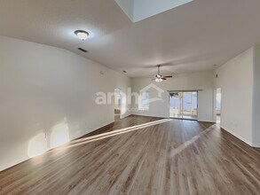 4611 Treasure Cay Rd in Tavares, FL - Building Photo - Building Photo