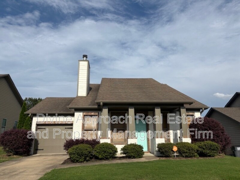 4297 Sierra Way in Gardendale, AL - Building Photo
