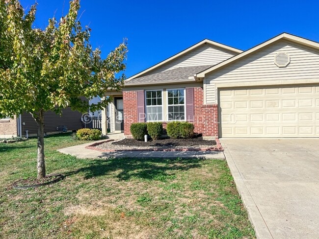 4258 Buck Creek Dr in Columbus, OH - Building Photo - Building Photo