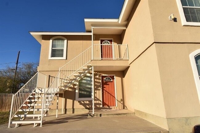 property at 104 Alyssa Dr
