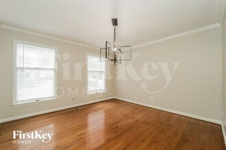 1303 Wakefield Pl in Greensboro, NC - Building Photo - Building Photo