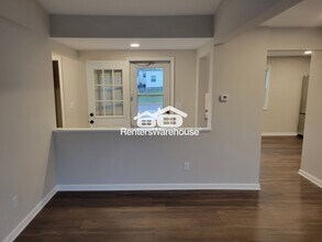 906 1/2 S German Street in New Ulm, MN - Foto de edificio - Building Photo