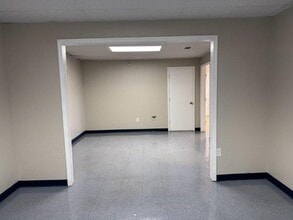 108 Elm Rd in Brunswick, GA - Building Photo - Building Photo