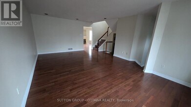 22 Westmeath Crescent in Ottawa, ON - Building Photo - Building Photo