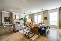 Park Hollow Luxury Residences in Dallas, TX - Building Photo - Building Photo