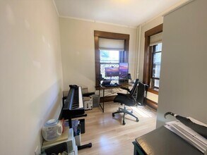 1154 Massachusetts Ave, Unit #6/7 in Cambridge, MA - Foto de edificio - Building Photo