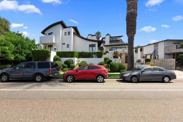 1733 Coast-Unit -AUCMHW in Del Mar, CA - Foto de edificio - Building Photo