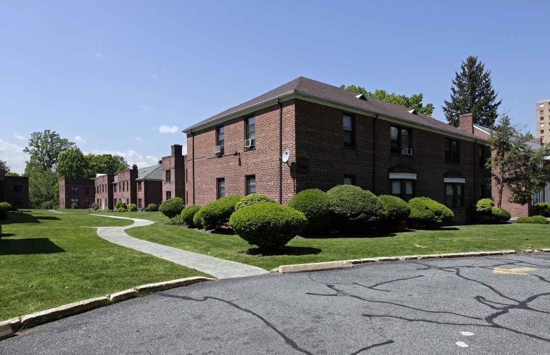 223 Prospect Street in East Orange, NJ - Foto de edificio