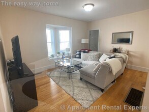 24 Willard Ave in Medford, MA - Building Photo - Building Photo