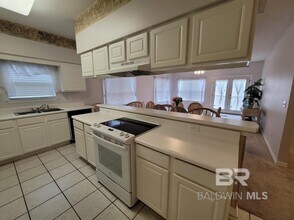 501 Cotton Creek Dr in Gulf Shores, AL - Building Photo - Building Photo