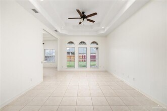 15 N 24th St in McAllen, TX - Building Photo - Building Photo