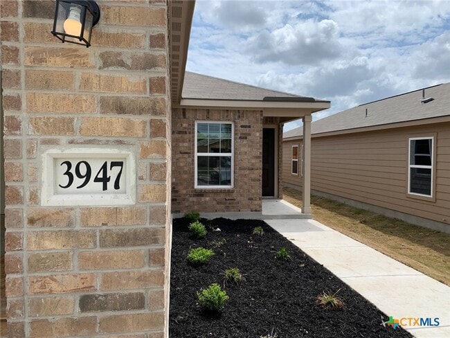 3947 Turtle Creek