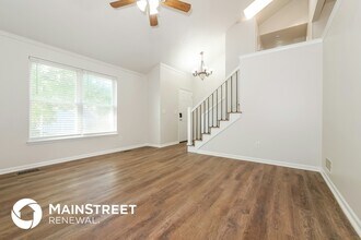 118 NE 109th St in Kansas City, MO - Foto de edificio - Building Photo