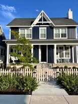 10933 Paddle Board Way in South Jordan, UT - Building Photo