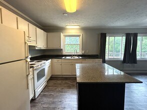 173 Old Turnpike Rd NW in Banner Elk, NC - Building Photo - Building Photo