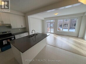 14 Harvey Bunker Cres in Markham, ON - Building Photo - Building Photo