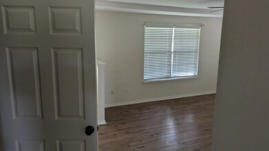 809 E Eastview Dr, Unit 809 in Rogers, AR - Building Photo - Building Photo